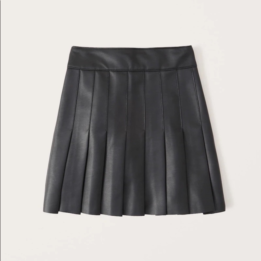 NWT A&F Vegan Leather Pleated Mini Skirt